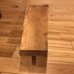 なら材無垢　手作りローテーブル　板材　厚さ70ミリ　幅約90センチ　1台　天板まで高さ約22センチの画像