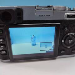 FUJIFILM FinePix X100 デジタルカメラ/シルバー/富士フイルムの画像
