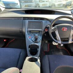 【自社ローン】★保証人なし★全国対応★プリウス SツーリングセレクションＧ‘ｓ★パール★スマートキー★純正ナビ★ETC★Bカメラの画像