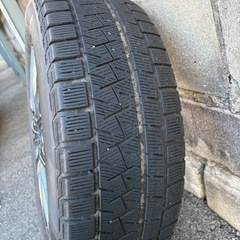 スタッドレスタイヤ&ホイールの画像