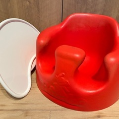 Bumbo バンボ 赤の画像