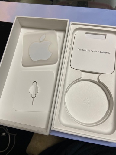 iPhone    SE