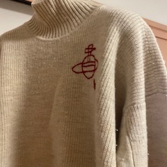 ヴィヴィアンウエストウッド　ニットセーター
　の画像