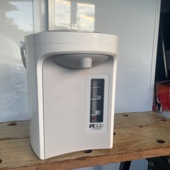 2024年製　電気ポット