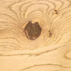 CRASH GATE(クラッシュゲート)のDECKE(デッケ)ダイニングテーブルです。オーク無垢材の木目の表情を生かした艶のない風合いはヴィンテージスタイルなど男前インテリアにおススメです♪の画像