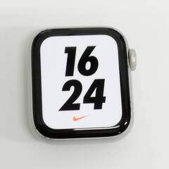 Apple Watch Nike SE 第1世代/GPS/40mm/A2351/シルバー〈MYYD2J/A〉の画像