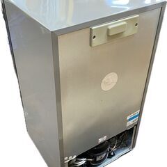 ジ502/ GrandLine 60L まとめ買いに大活躍 見やすい前開き式 1ドア冷凍庫 AFR-60L01SLの画像