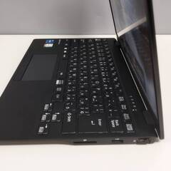 中古軽量ノートパソコン 富士通 WU-X/E3 Windows11 爆速SSD512GB core i5-1135G7/メモリ16GB/13.3インチ/webカメラ/無線内蔵の画像