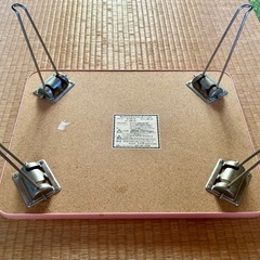 キッズ用 折りたたみ式 ミニテーブルの画像