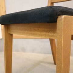 unico(ウニコ) ADDAY(アディ) ダイニングチェア 2脚セット/カバー無しです。木の表情を生かしたカジュアルな印象のサイドチェア。シンプルなデザインはブルックリンスタイルなどにもおススメ。の画像