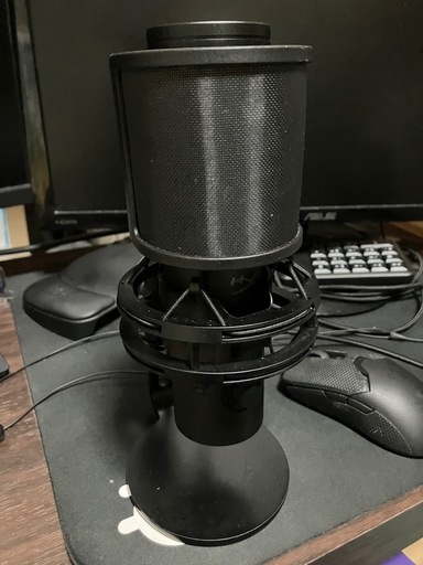 USBマイク　HYPER X　QUADCAST2