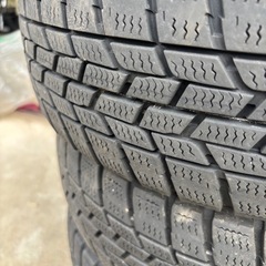 スタッドレスタイヤ
の画像