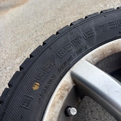 スタッドレスタイヤ
の画像