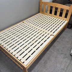 セミダブルベッドの画像