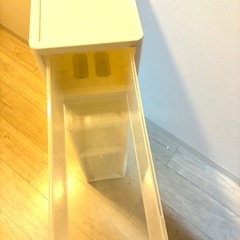 隙間収納ケースの画像
