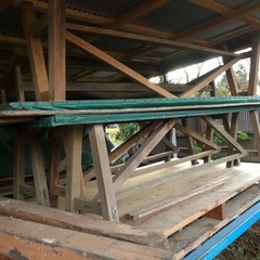 ベンチ、2mほどの木製ですの画像