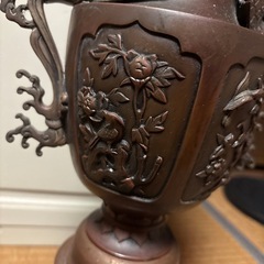 銅置き物花瓶の画像