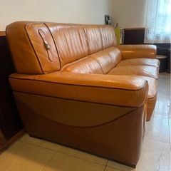 ヴィンテージソファ　3人掛け本革ソファ③の画像