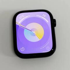 Apple Watch Series 7/GPS/45mm/A2474/グリーン〈MKN73J/A〉の画像