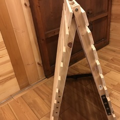 タンスのゲン　折りたたみスノコ　幅約960x長さ約1950x厚さ約35ミリ　シングル　ヒノキ　中古の画像