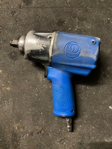 エアーインパクトレンチ