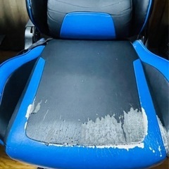 ゲーミングチェア 黒
X青の画像