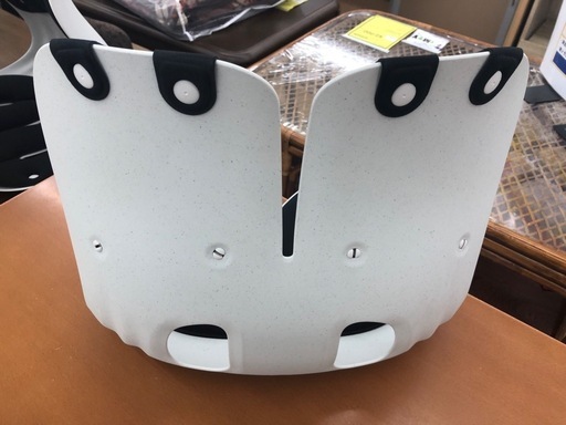 【ドリーム川西店御来店限定】☆ジモティー見たよ♪割引☆  COS カーブルチェア グランドレッド  クリーニング済み 【99560000045374】