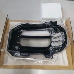 【新品】ダイハツタフト 右ヘットランプユニット(レンズのみ)の画像