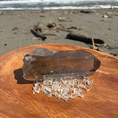 ガネシュヒマール産スモーキークォーツ クリスタルの画像