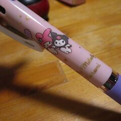 ジェットストリーム3色ボールペン　マイメロ＆クロミ　ほぼ新品　断捨離中！の画像
