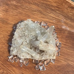 天然ヒマラヤ水晶クラスターの画像