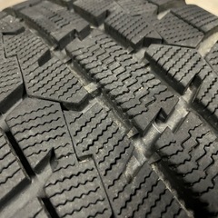 TOYOタイヤ　スタッドレス GRAIT GIZ 225/50R17　の画像