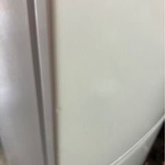 【中古】目玉品　2ドア冷蔵庫　142リットル　2021年製【E1128
IK】の画像