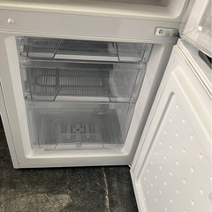 【中古】目玉品　2ドア冷蔵庫　142リットル　2021年製【E1128
IK】の画像