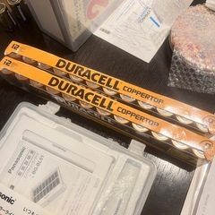 SOLD！単一電池24個その他ソーラー充電器など の画像