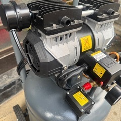 アストロプロダクツ　サイレンエアーコンプレッサー　の画像