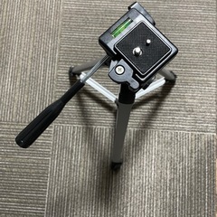三脚スタンドの画像