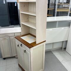 ★リユースのサカイ千葉中央店★  ゴミ箱付き収納 白/茶　一部タイル張り H140×D36×W49 クリーニング済み TC5528の画像