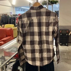 A2511-490 VANQUISH 長袖 ボタン ダウン シャツ Mサイズ バッファロー チェック柄 ブラウン系 保管汚れ有り の画像