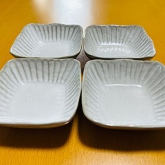 小皿の画像