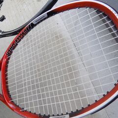 硬式テニスラケット　2本セット　PRINCE　YONEX　使用感・劣化あり　【非対面取引です】の画像