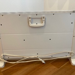 遠赤外線パネルヒーター 2018年製 1000Wの画像