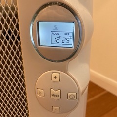 遠赤外線パネルヒーター 2018年製 1000Wの画像