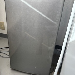 冷凍庫(白)＆冷蔵庫(グレー)の画像