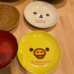 大皿、中皿、お椀のまとめ売り
の画像