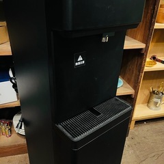 ウォーターサーバー しずくりあ SKITTO スキット MMT-100BK / Water Server Shizukurea SKITTO MMT-100 の画像