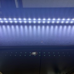 90センチ用 水槽ライト  
取引中〜 の画像