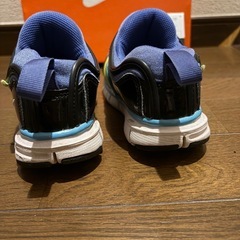★Nike ダイナモフリー★18.0cm キッズ　スニーカー　ナイキ　18cm ブルーの画像