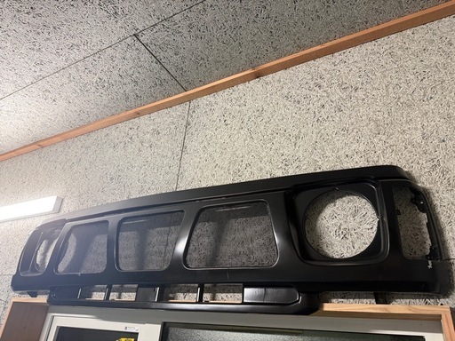 日産　y60サファリ 前期　グリル