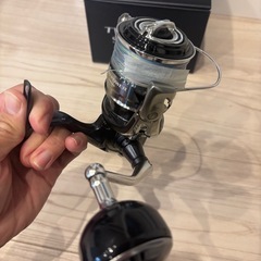 新品同様　ツインパワー　２１　ＳＷ６０００HG　 ＰＥ３号３００付きの画像